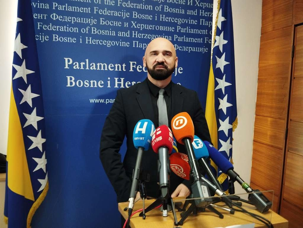 Klub Hrvata u Domu naroda FBiH kritizirao ministra Isaka